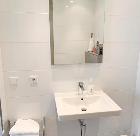 Номер Deluxe, B&b Het Herenhuys Aan De Historische Gracht Van Kollum