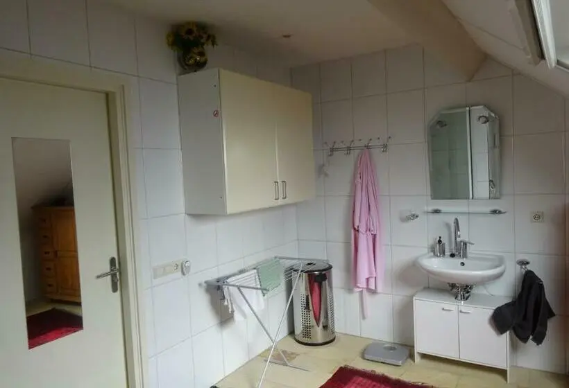 Superior Triple Room, B&b Mendelts