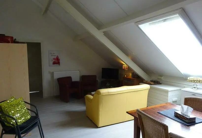 Superior Triple Room, B&b Mendelts