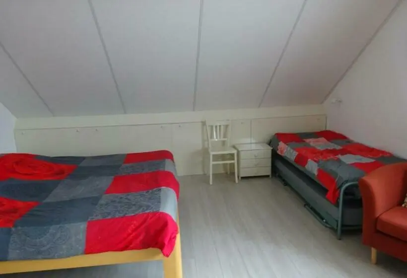 Superior Triple Room, B&b Mendelts