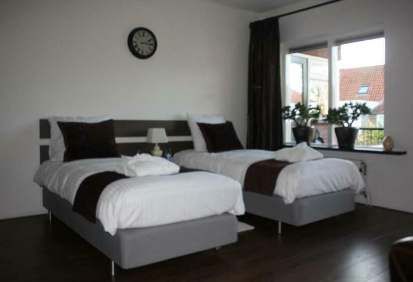 غرفة قياسية مزوَّدة بشُرفة, Bed & Breakfast Onder De Dekens