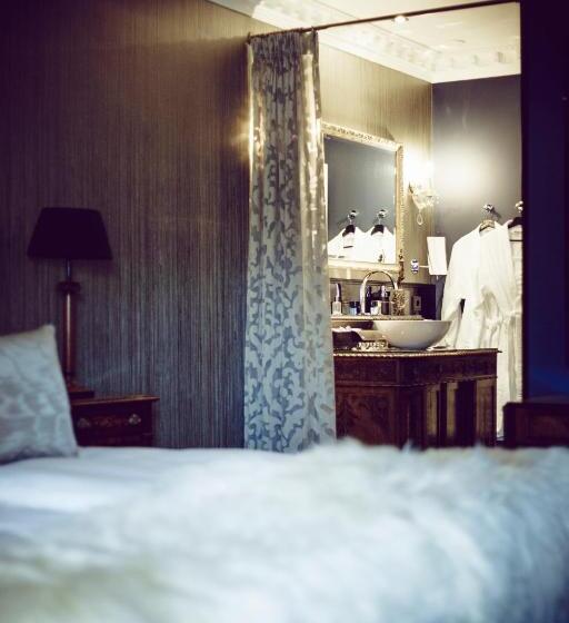 디럭스 룸 킹사이즈 침대, Boutique Hotel Opus One