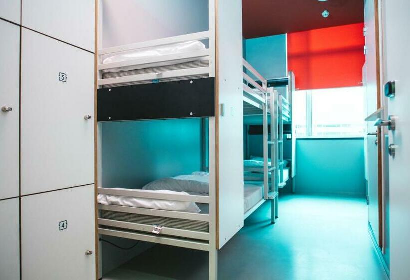 Bed in Shared Room, Clinknoord Hostel
