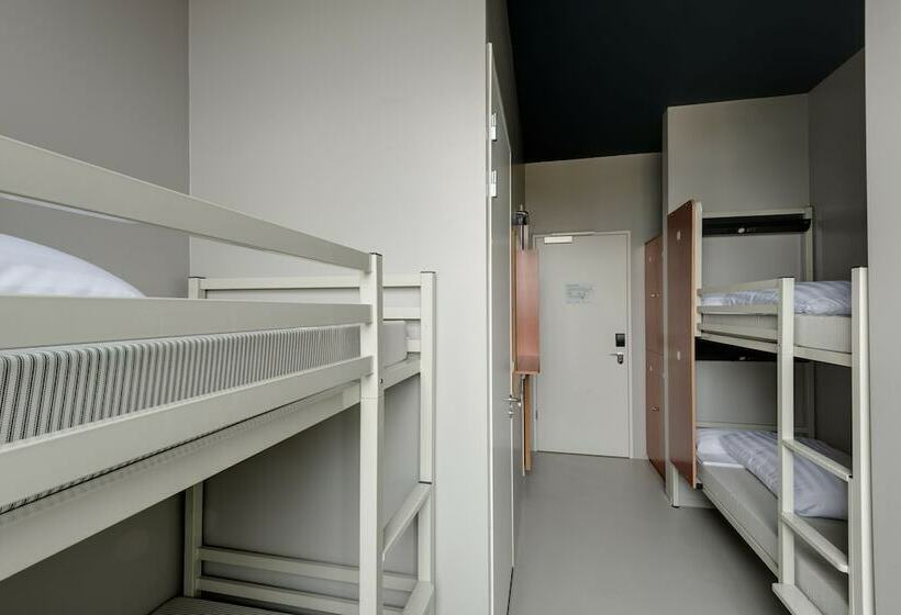 تختخواب در اتاق مشترک, Clinknoord Hostel