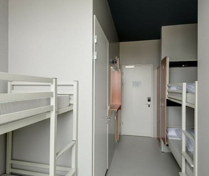 تختخواب در اتاق مشترک, Clinknoord Hostel