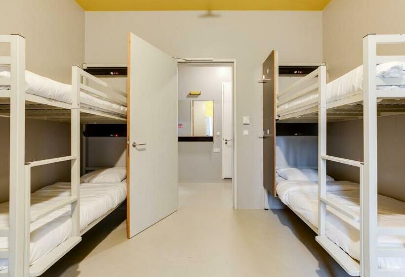 تختخواب در اتاق مشترک, Clinknoord Hostel