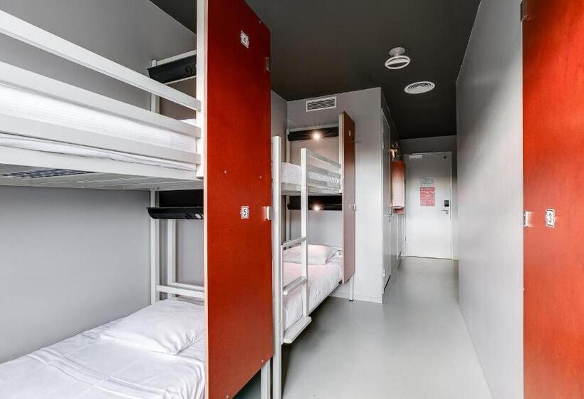 Bed in Shared Room, Clinknoord Hostel