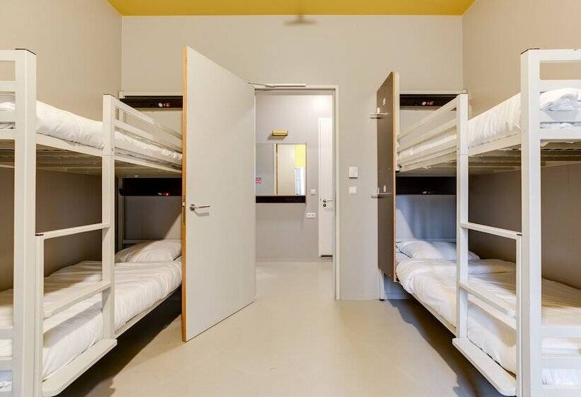 تختخواب در اتاق مشترک, Clinknoord Hostel