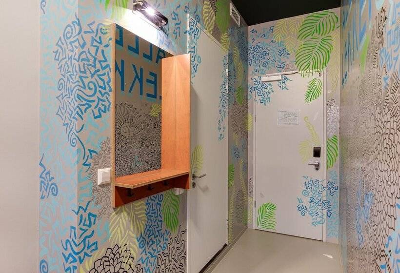 اتاق استاندارد, Clinknoord Hostel