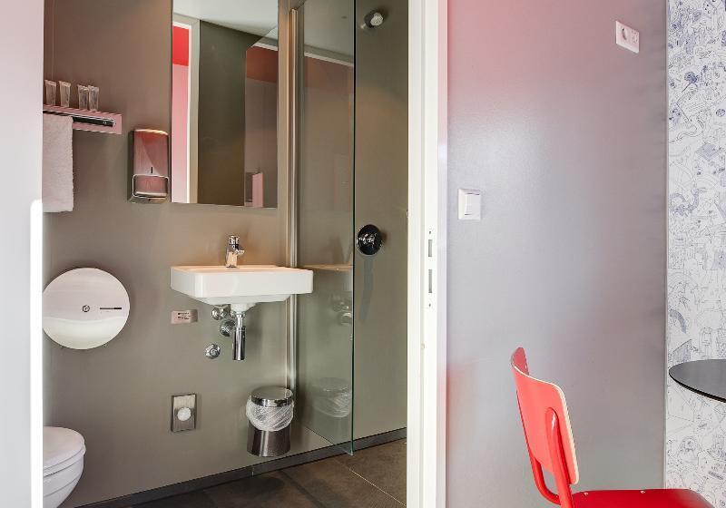 اتاق استاندارد, Clinknoord Hostel