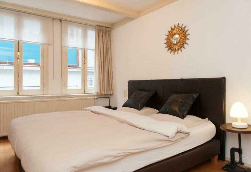 إستوديو قياسى, City Studios