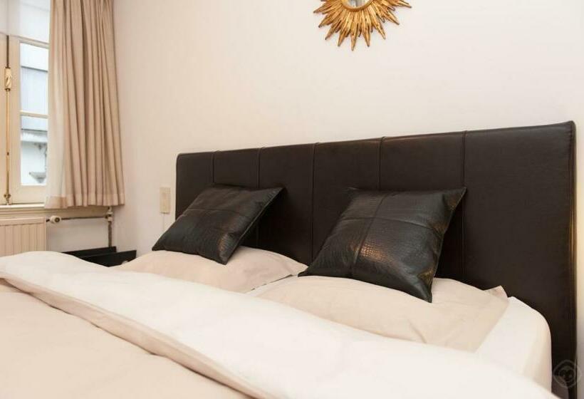 إستوديو قياسى, City Studios