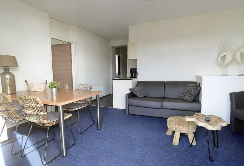 ２ベッドルームアパートメント, De Boei