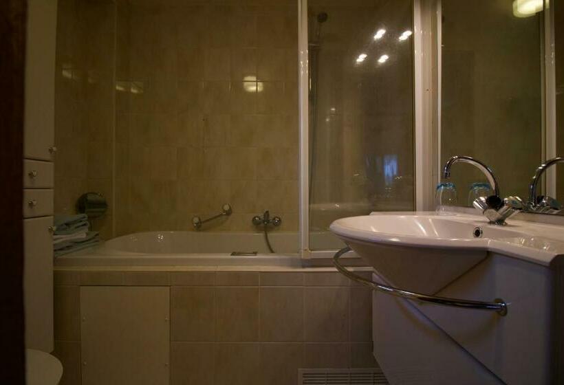 חדר דלוקס, De Gravin Van Vorden