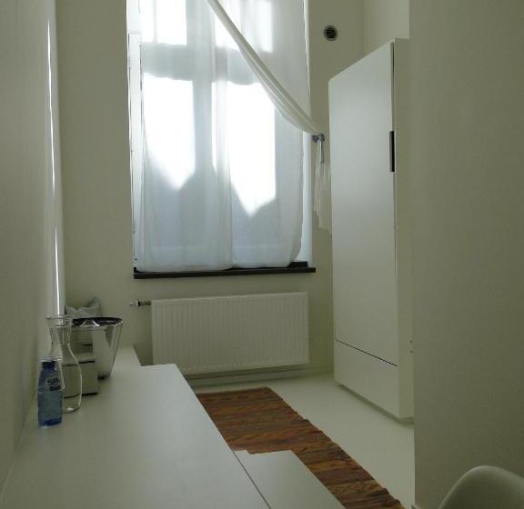 اتاق استاندارد یک نفره, Labnul50 Groningen