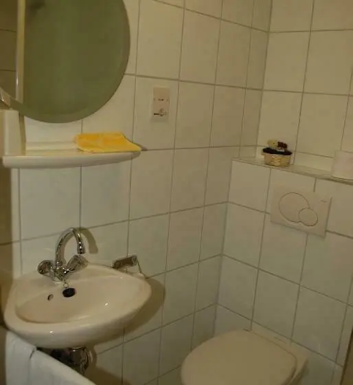 Standard-huone, Wapen Van Exloo