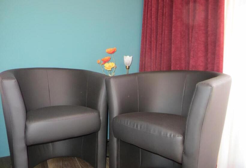 חדר סטנדרט עם מרפסת, Wapen Van Exloo