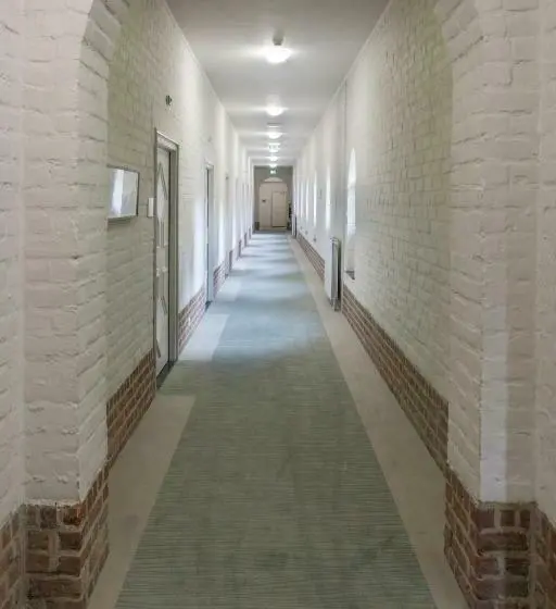 スタンダードルーム, Leerhotel Het Klooster