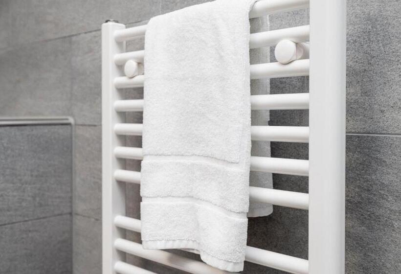 غرفة قياسية مزوَّدة بشُرفة, Leerhotel Het Klooster