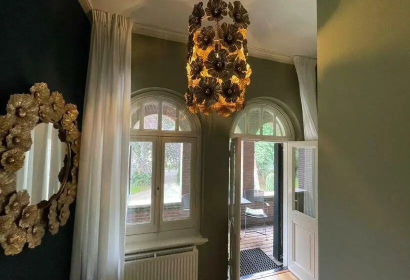 バルコニー付きデラックスルーム, Villa Rozenhof
