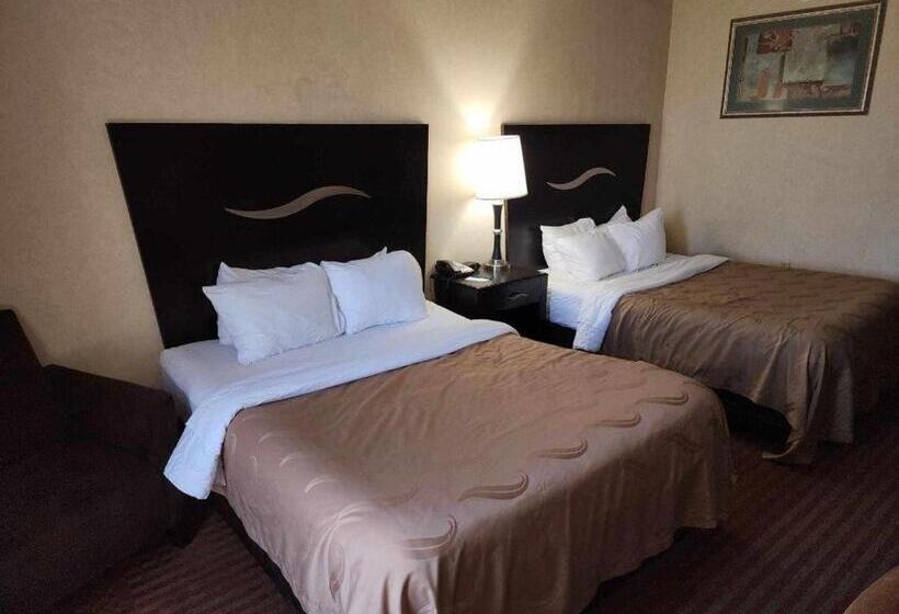 غرفة قياسية, Quality Inn & Suites