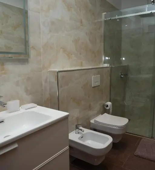 اتاق استاندارد, Rezidenca Arlington