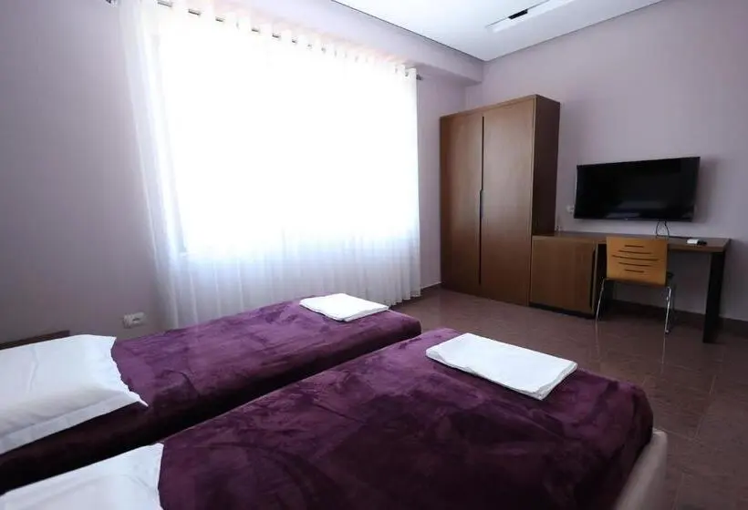 اتاق استاندارد, Rezidenca Arlington