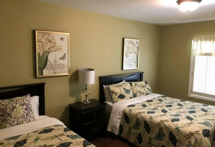 غرفة قياسية, Butterfly Manor