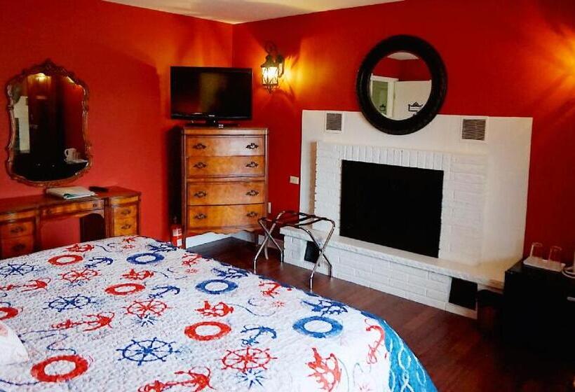 غرفة قياسية سرير كينج, Butterfly Manor