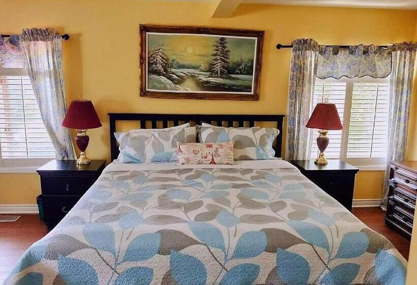 جناح, Butterfly Manor