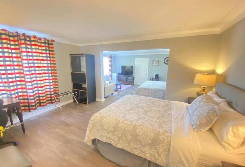 غرفة سوبيريور عائلية, Butterfly Manor