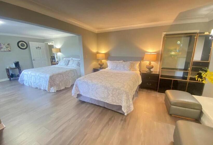 غرفة سوبيريور عائلية, Butterfly Manor