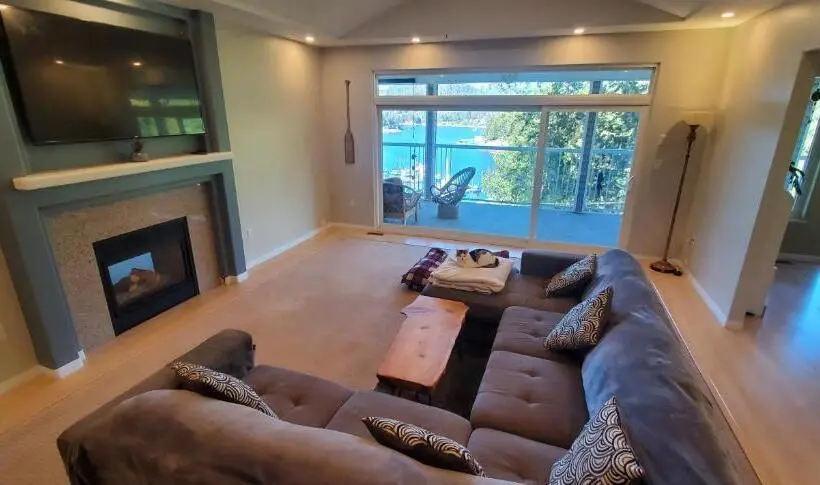 Talo 2 Makuuhuonetta, Madeira Park Oceanview Suites