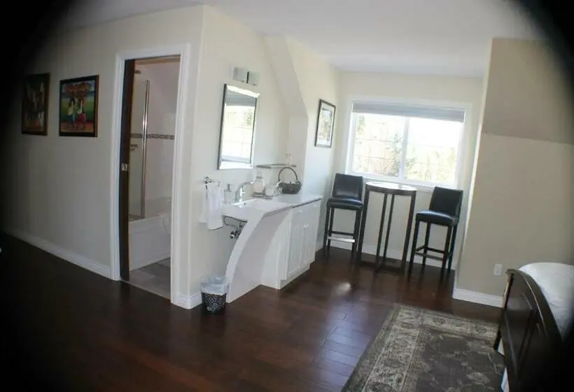 Deluxe-studio, Remo Ridge Bed N Breakfast