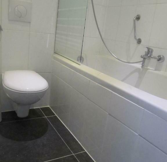 スタンダードルーム, Anna