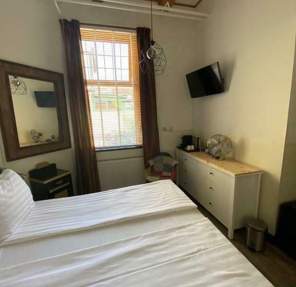 חדר סטנדרט, קומת קרקע, Buren