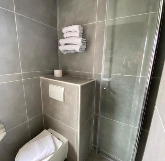 חדר סטנדרט, Buren