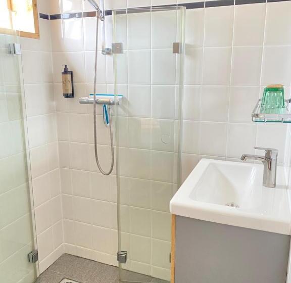 חדר סטנדרט, Buren