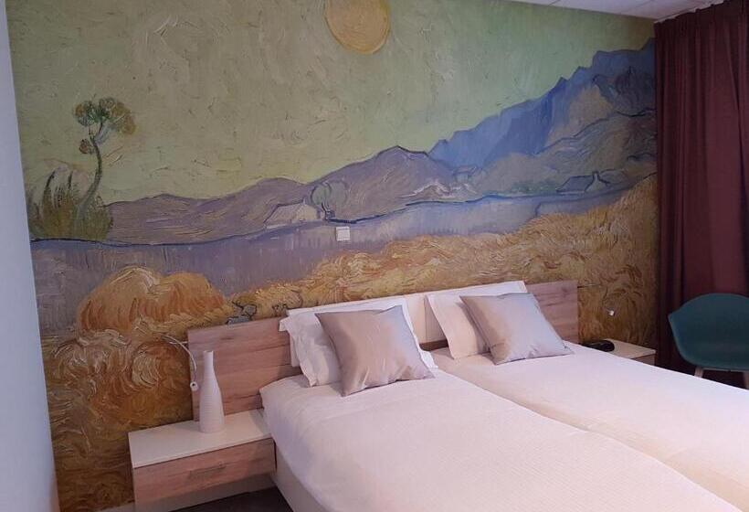 コンフォートルーム, De Eenhoorn