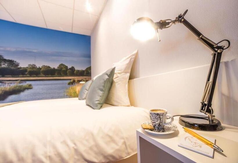 スタンダードルーム, De Eenhoorn