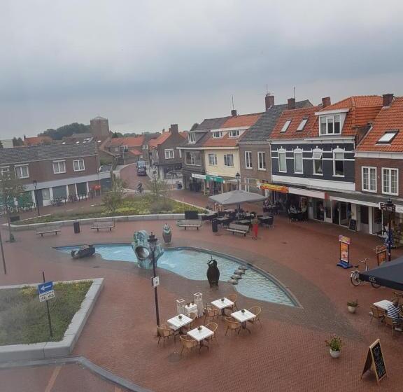 スタンダードルーム, De Eenhoorn