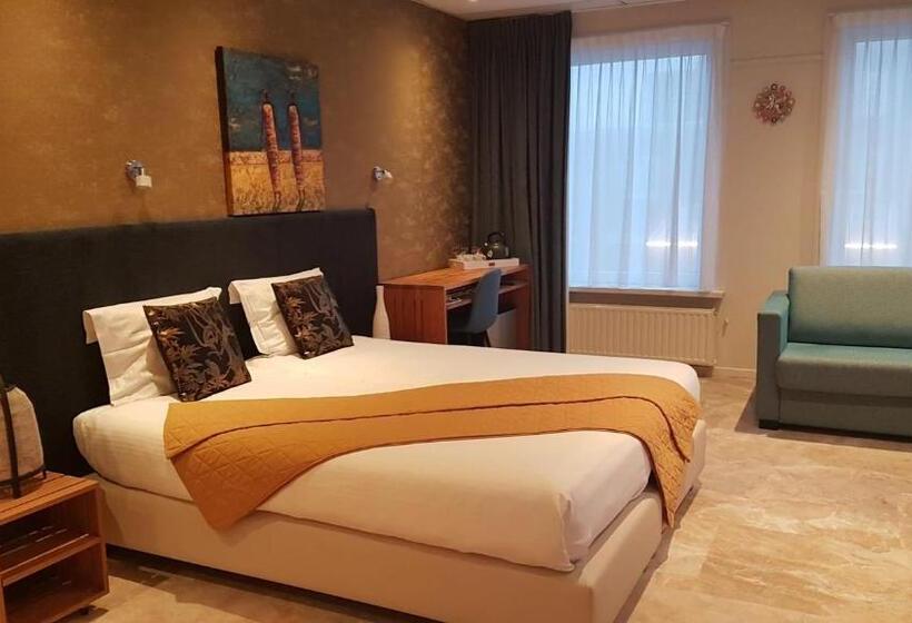 ファミリールーム, De Eenhoorn