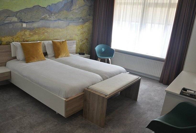 コンフォートルーム, De Eenhoorn