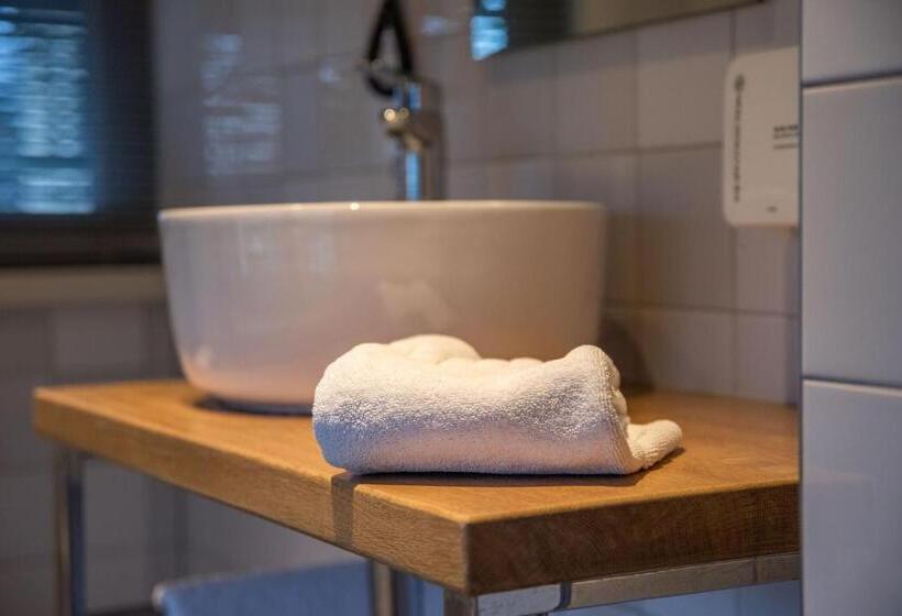 スタンダードルーム, De Zwaan Delden