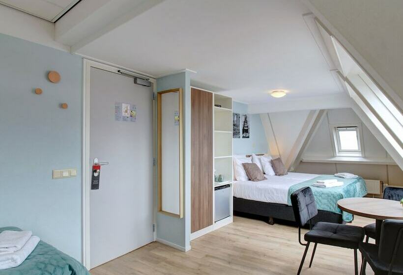 חדר סטנדרט לשלושה, Duinlust