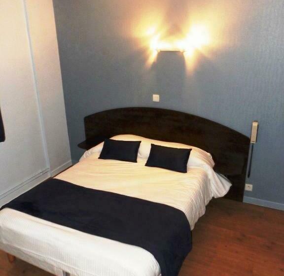 غرفة قياسية, Hôtel Du Port