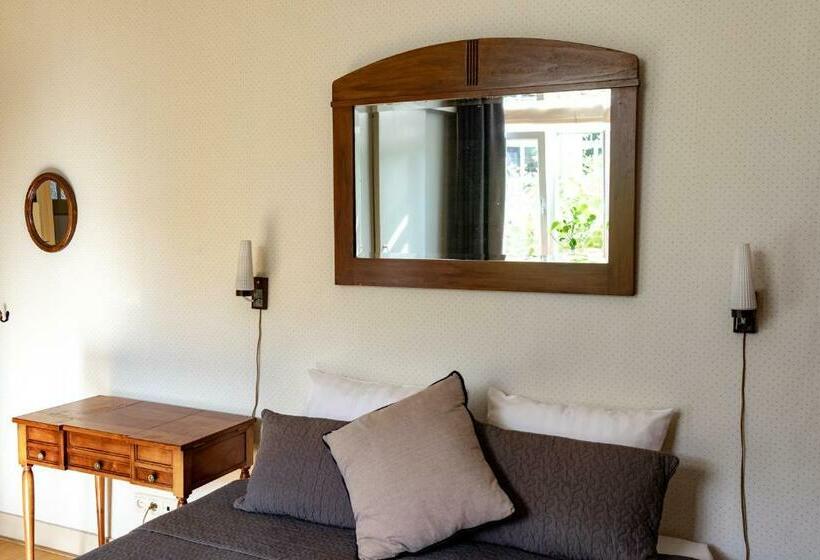 غرفة قياسية, Logis Pastis