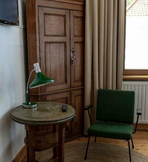 غرفة إقتصادية, Logis Pastis