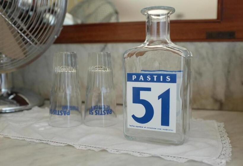 غرفة كومفورت, Logis Pastis