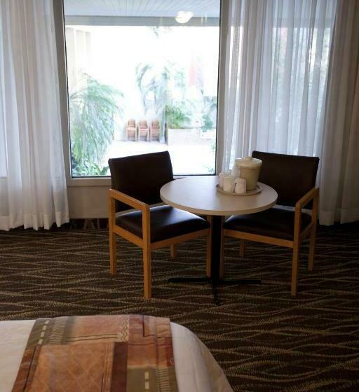 Стандартный Номер Кровать Кинг, Westlock Inn & Conference Centre